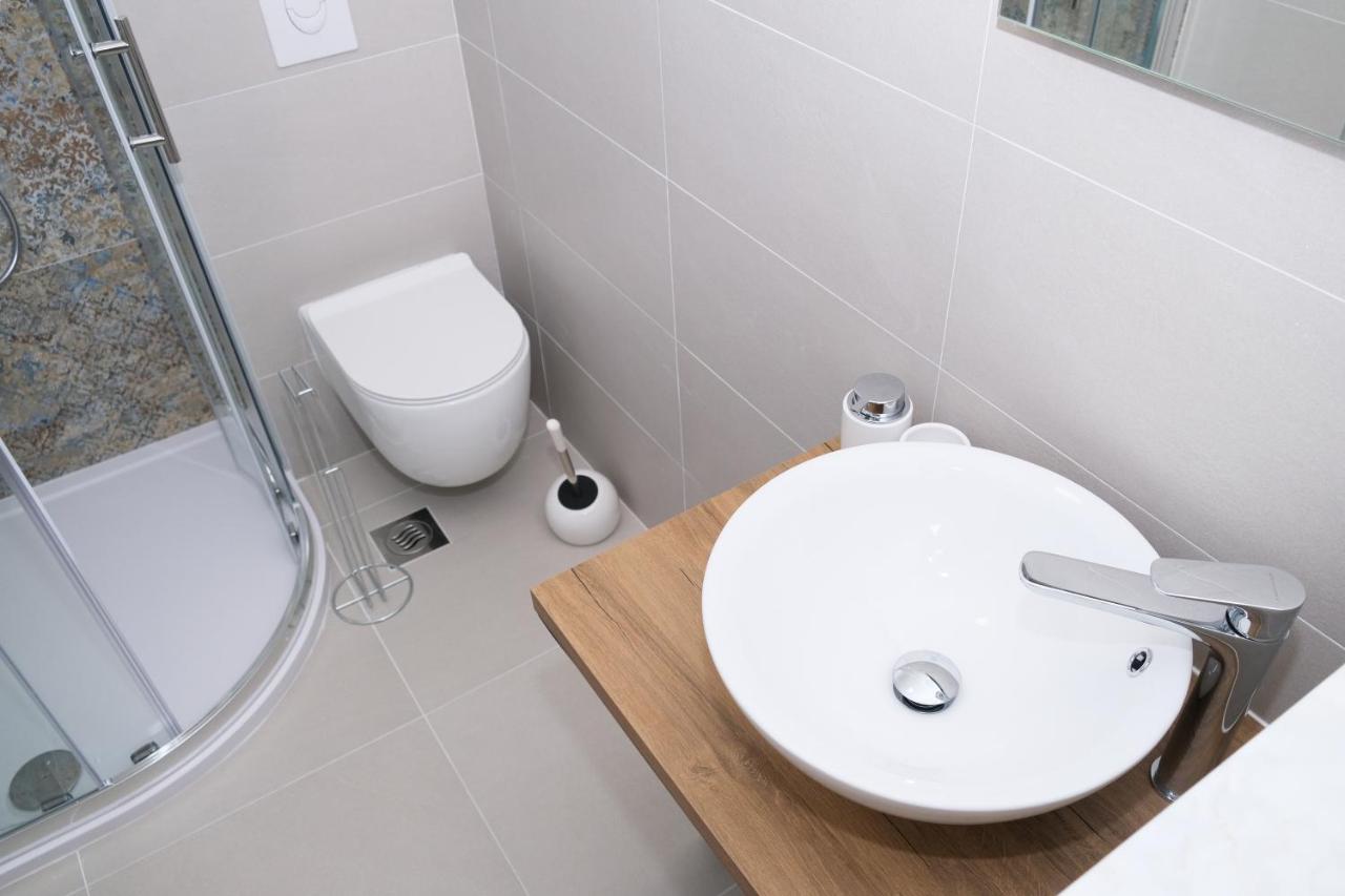 Ferienwohnung Apartman Leona 4*, Kantrida Rijeka Exterior foto
